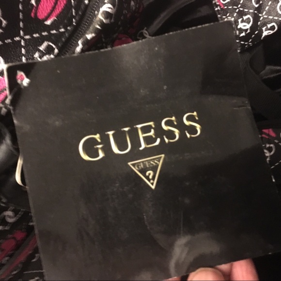 Guess Travel Bags 2 pc set NWT - Picture 6 of 6